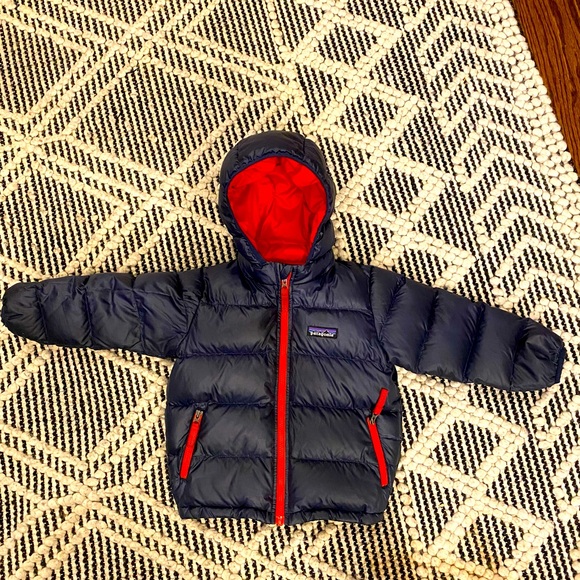 Patagonia Other - Patagonia Hi-Loft Down Sweater Hoody coat jacket 2T Navy